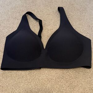 Black Seamless Bra